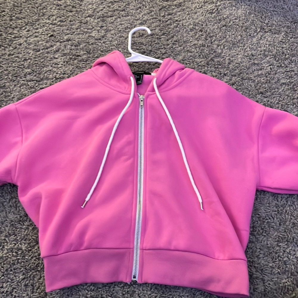 Pink cropped jacket with hood for women/teens.